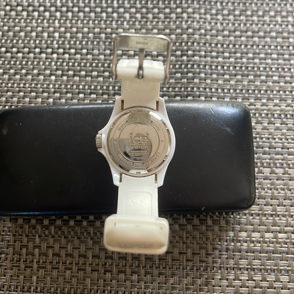 Ice watch - Picture 2 of 8